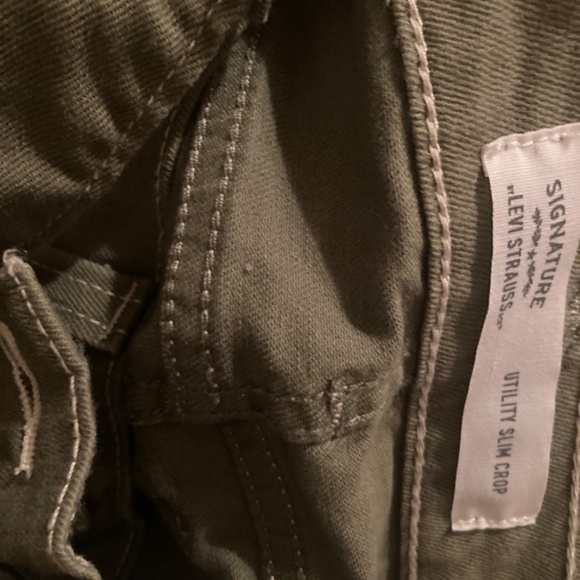 Signature by Levi Strauss & Co. Juniors' High Rise Utility Slim Crop Jeans 7 28 - Picture 4 of 9